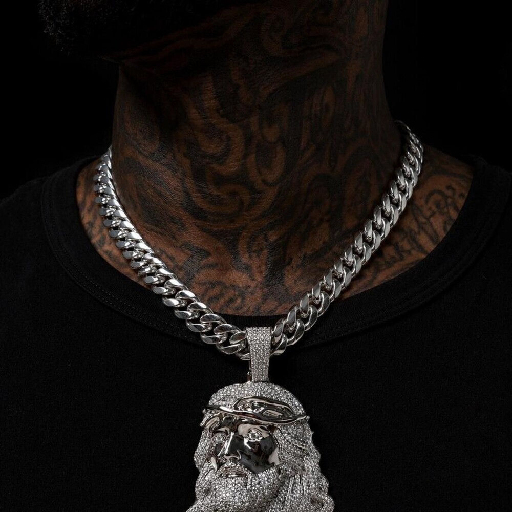 Silver Jesus Pendant Necklace With C 698